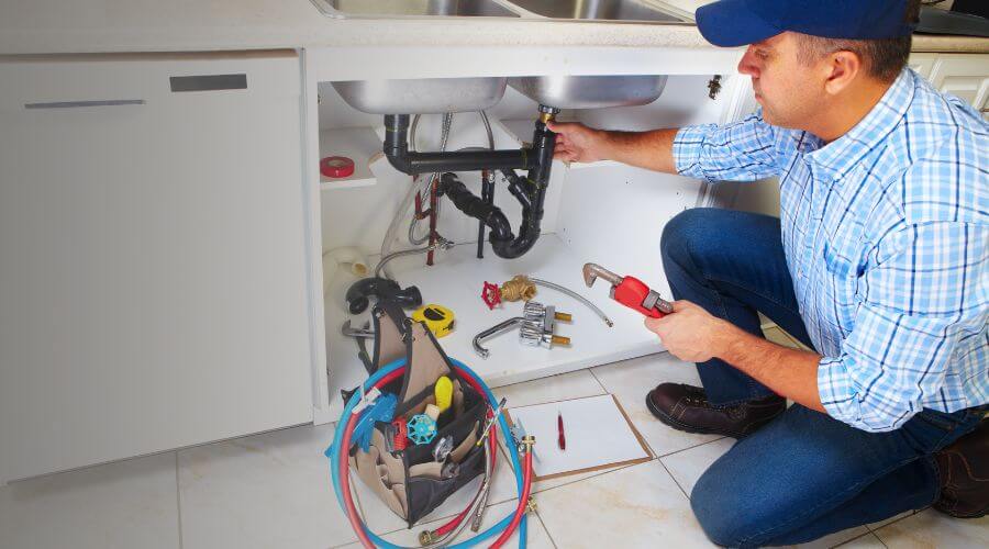 Expert burst pipe repair services in Triangle, VA